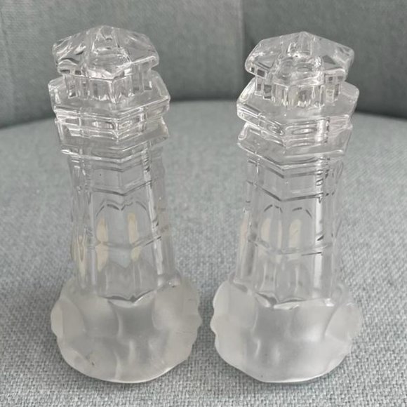 LENOX Crystal Glass Lighthouse Salt & Pepper Shakers Frosted Waves Base - Picture 5 of 8